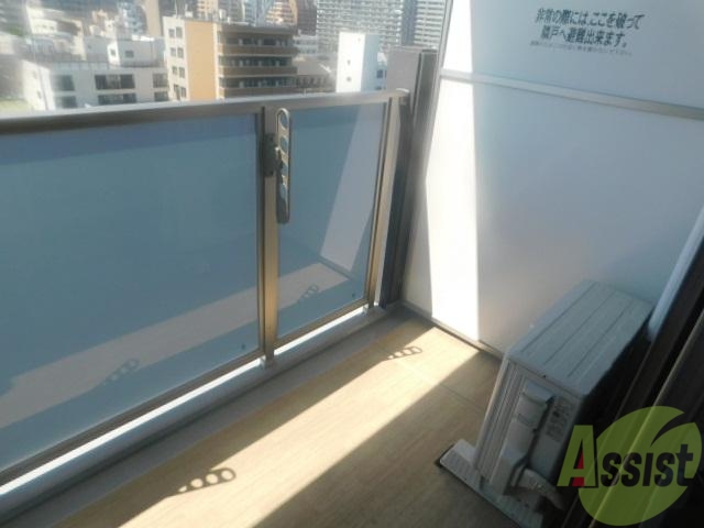 バルコニー　風通しの良いお部屋です。