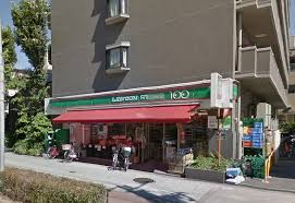 コンビニ　ローソンストア100 港区役所前店（コンビニ）まで378m