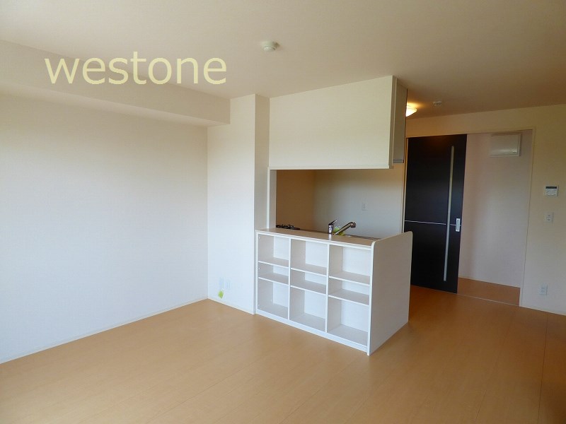 その他設備　収納棚が便利です