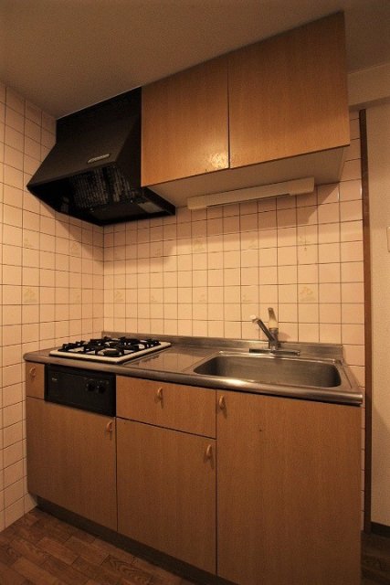 キッチン　同物件別号室