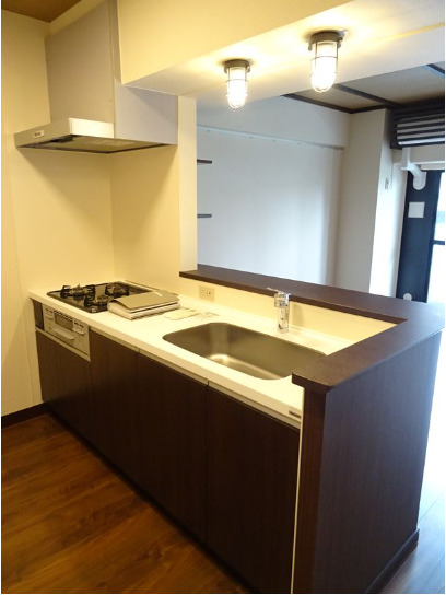 キッチン　★《見学予約受け付け中》設備充実のハイグレード賃貸マンショ