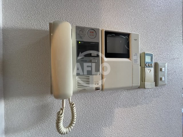 セキュリティ　ランドマークシティ梅田東　TV付モニターフォン