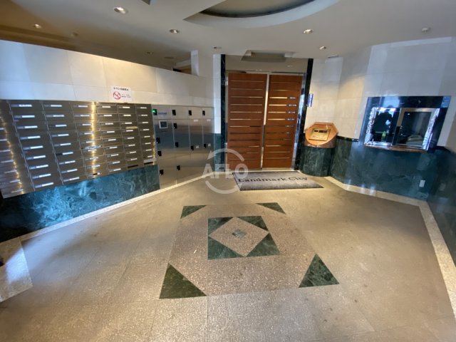 ロビー　ランドマークシティ梅田東　ロビー