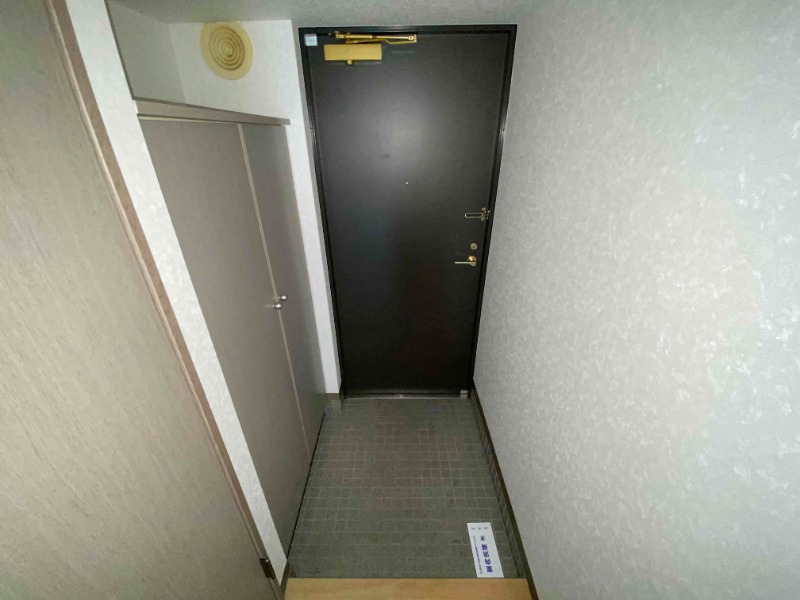 玄関　同物件別部屋イメージ