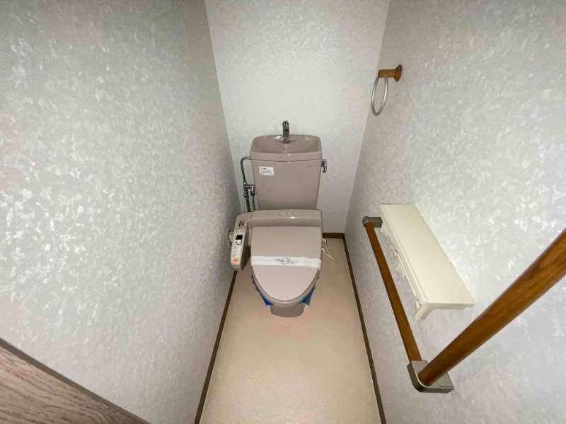 トイレ　同物件別部屋イメージ