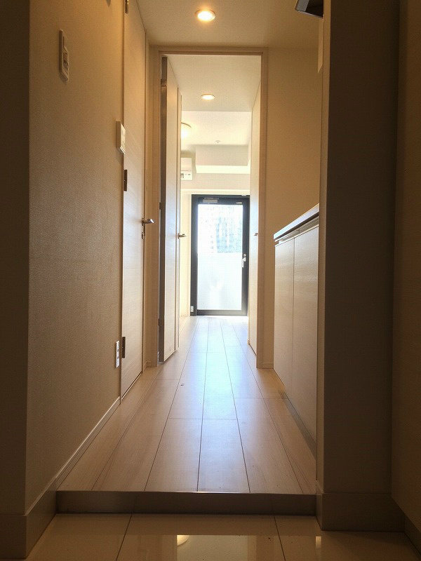 玄関　弊社は都内全域の物件をご紹介可能です！