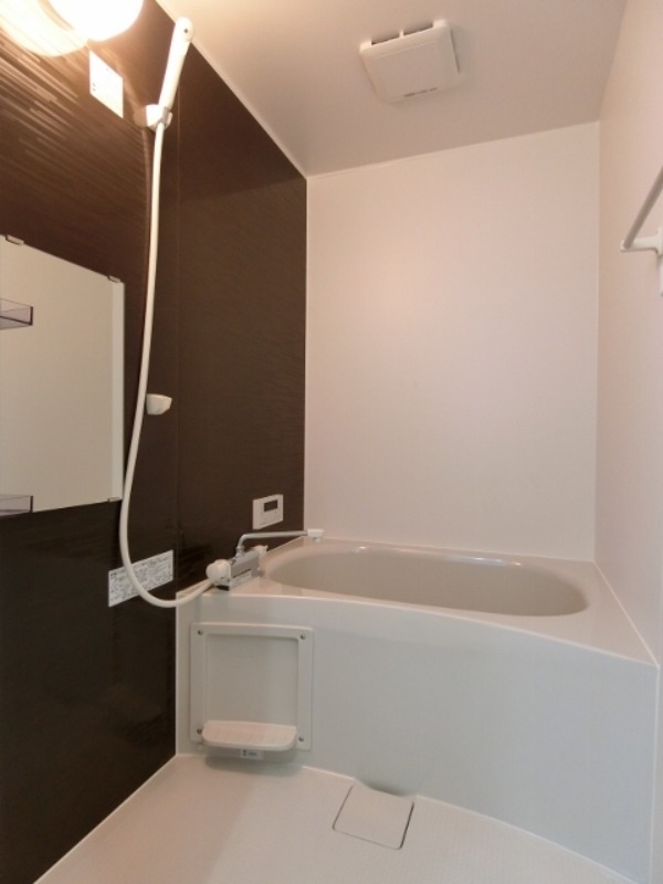 バス・シャワールーム　図面と現状に相違がある場合には現状を優先