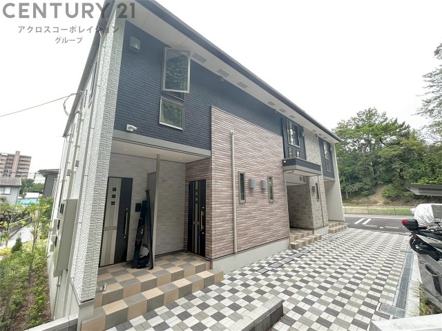 建物外観　TVモニター付きインターホン完備☆