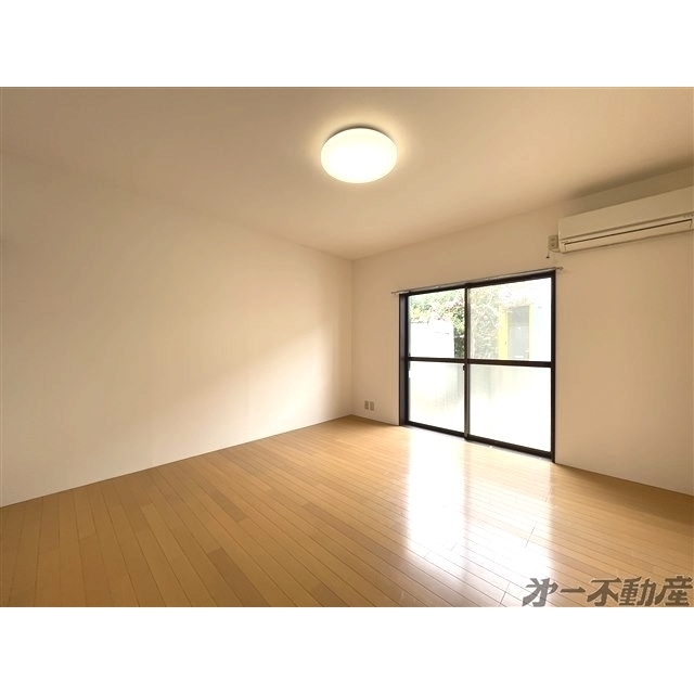 建物外観　洋室