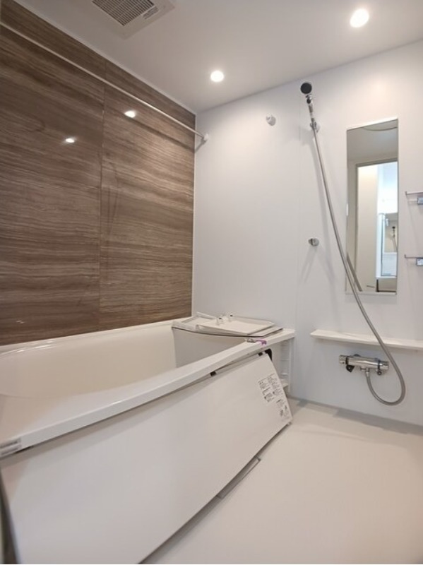 バス・シャワールーム　図面と現状に相違がある場合には現状を優先