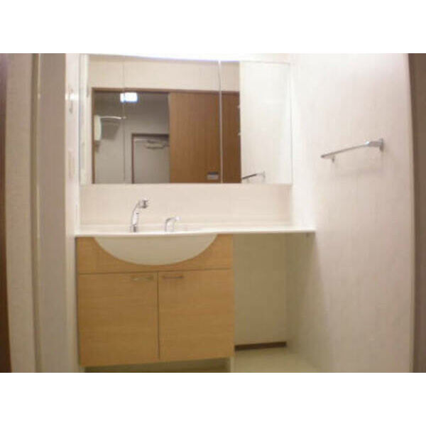 洗面設備　洗髪洗面化粧台2