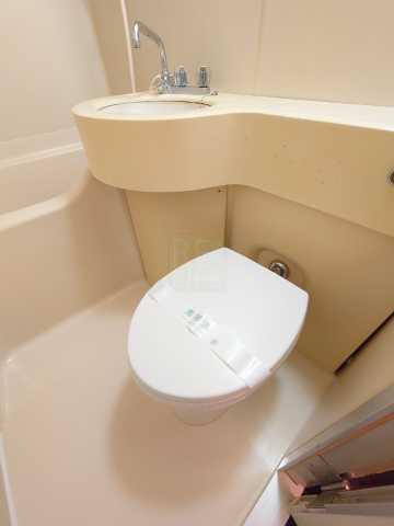 トイレ　ライオンズマンション新宿東公園