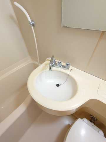 洗面設備　ライオンズマンション新宿東公園