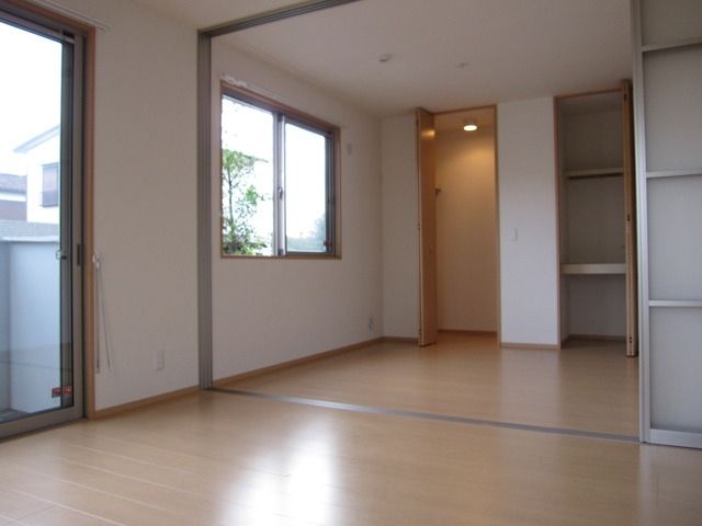 その他部屋・スペース　★ＬＤＫ横の洋室４．５帖★