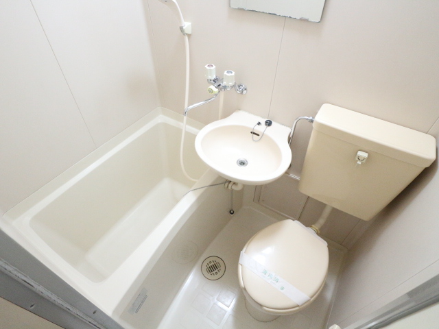 バス・シャワールーム　日々の暮らしに欠かせないお風呂です