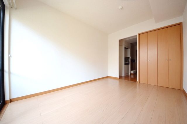 その他部屋・スペース　★洋室６帖★