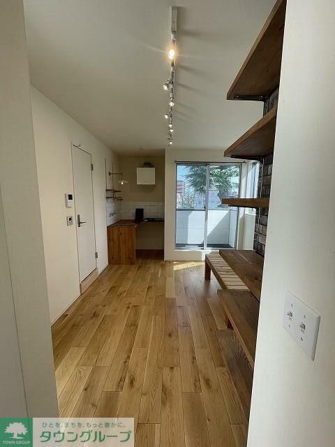 玄関　エントランス