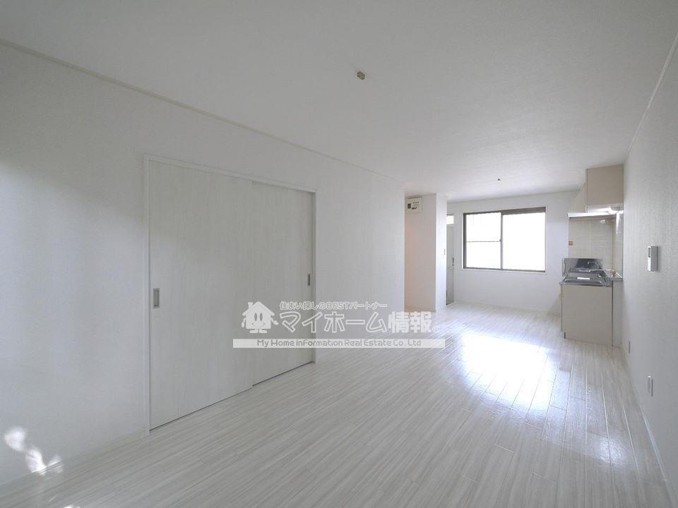 居室・リビング　リビング