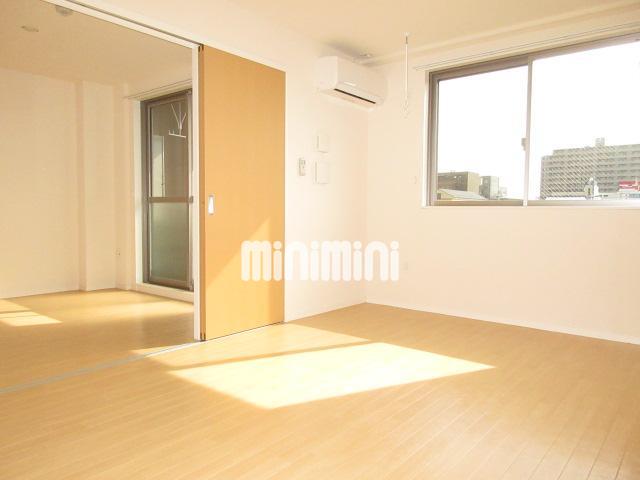 眺望　エアコン付きの明るいお部屋です。