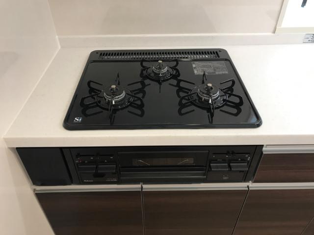 キッチン　ガスコンロ