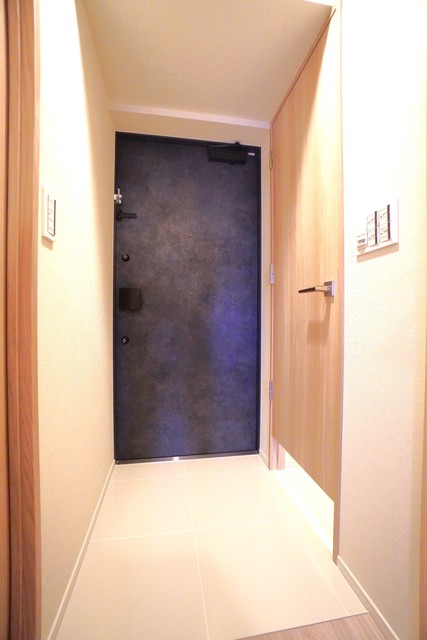玄関　※写真は同タイプ住戸です。
