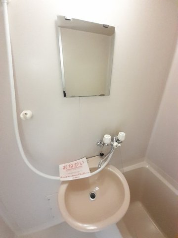 洗面設備　忙しい朝には欠かせない洗面所です