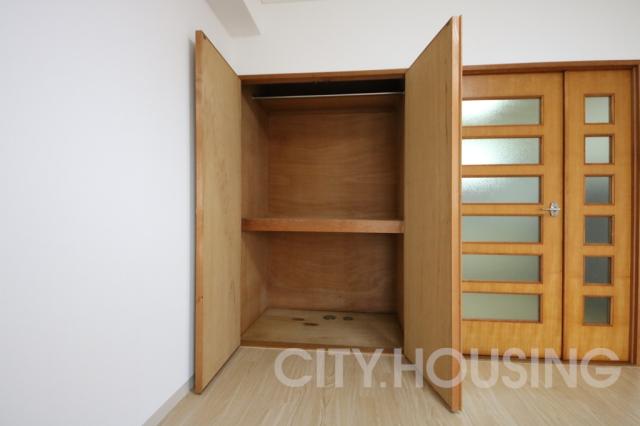 収納　※同タイプ部屋の写真です。