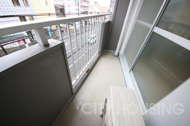 バルコニー　※同タイプ部屋の写真です。