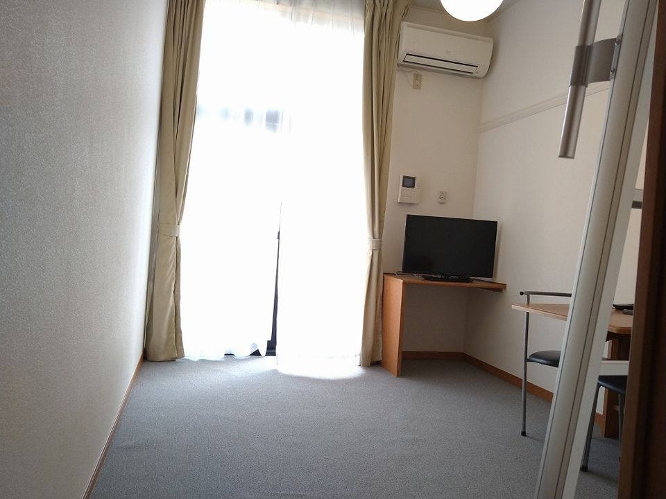 その他　1階はフローリング仕様です。