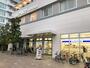 コンビニ　ローソン Ｓ江東豊洲六丁目店（コンビニ）まで49m
