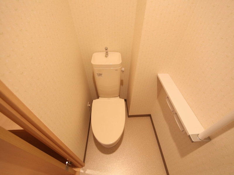 トイレ　暖房便座付トイレ
