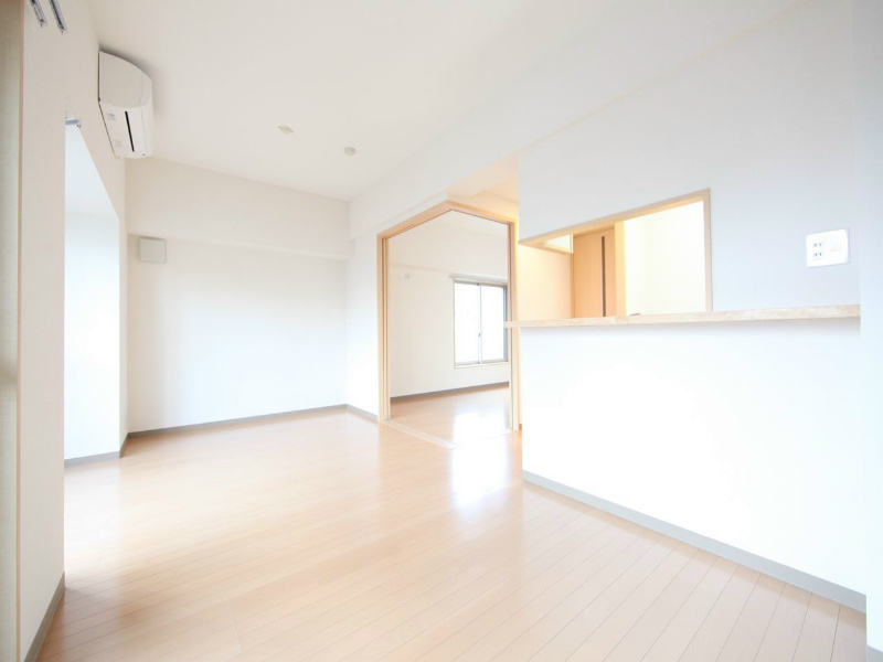 居室・リビング　ＬＤＫ12帖　カウンターキッチン