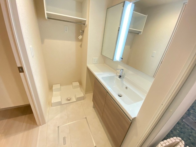 洗面設備　洗面化粧台