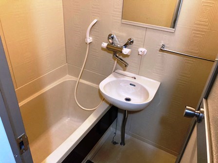 バス・シャワールーム