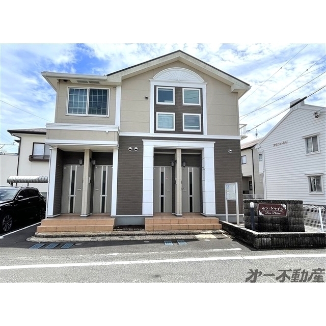 エントランス　建物外観