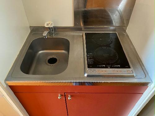 キッチン　同タイプ部屋の写真となり設備等は現況と異なる場合があります