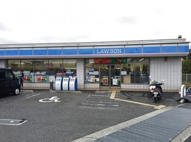 コンビニ　ローソン貝塚王子西店（コンビニ）まで612m