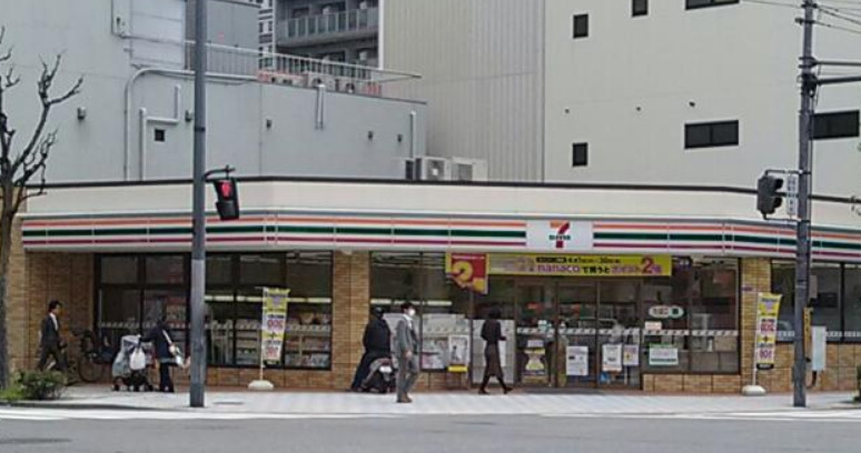 コンビニ　セブン-イレブン大阪福島７丁目店（コンビニ）まで166m