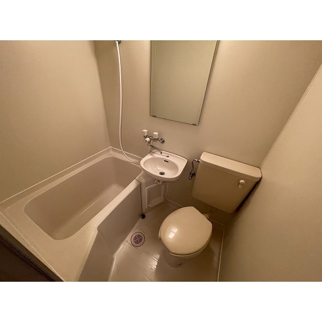 バス・シャワールーム　バス