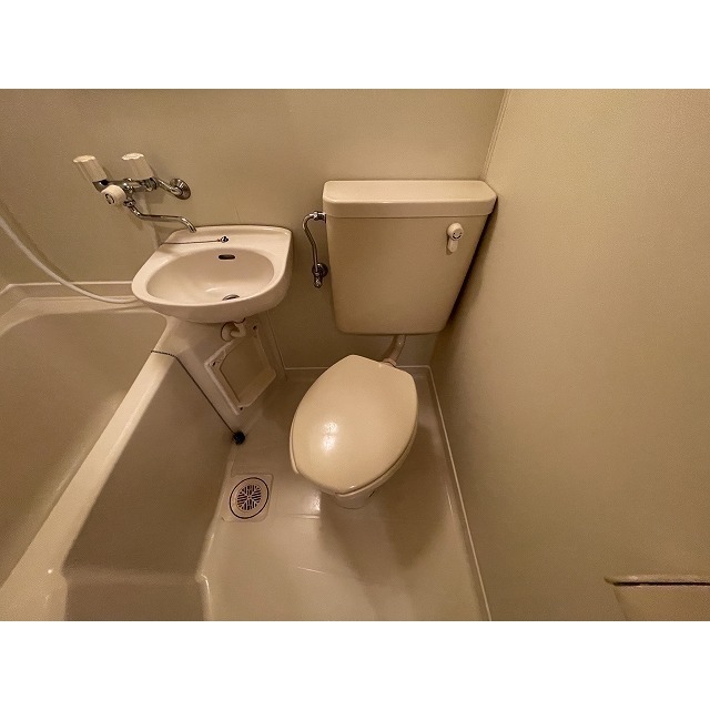 トイレ　トイレ