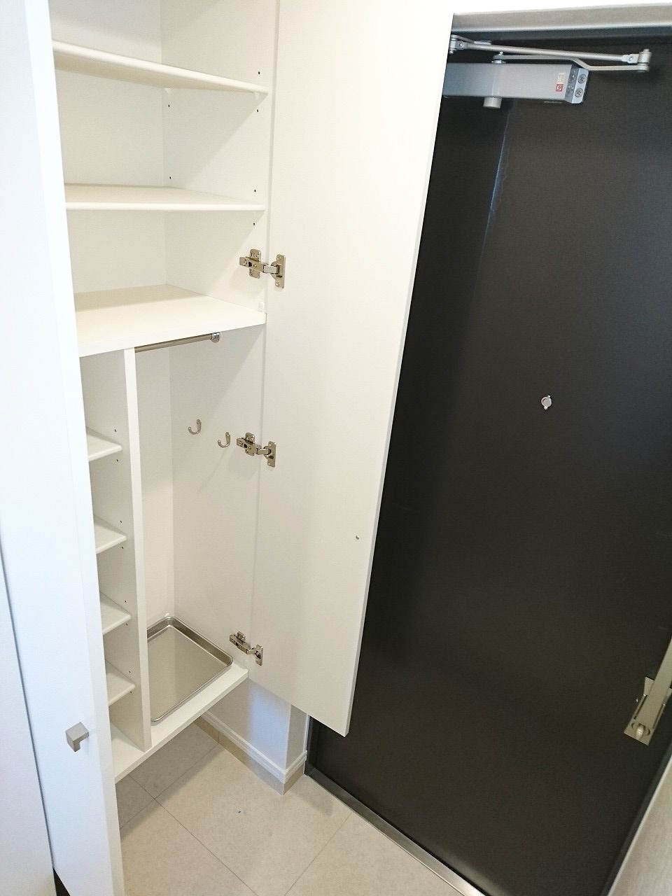 玄関　別号室類似