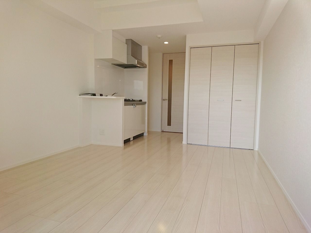 居室・リビング　別号室類似