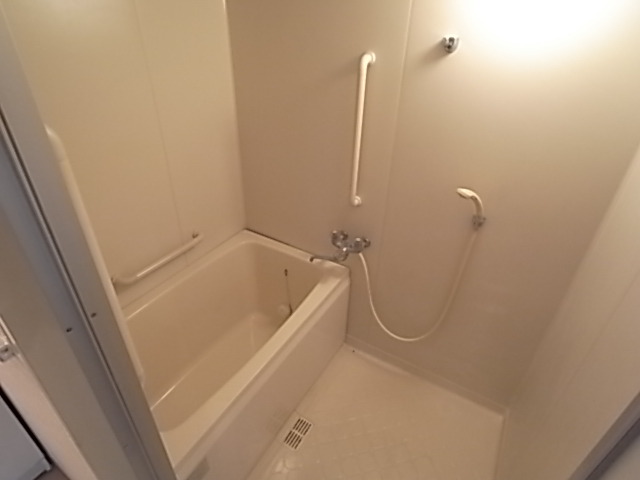 バス・シャワールーム　バスルーム