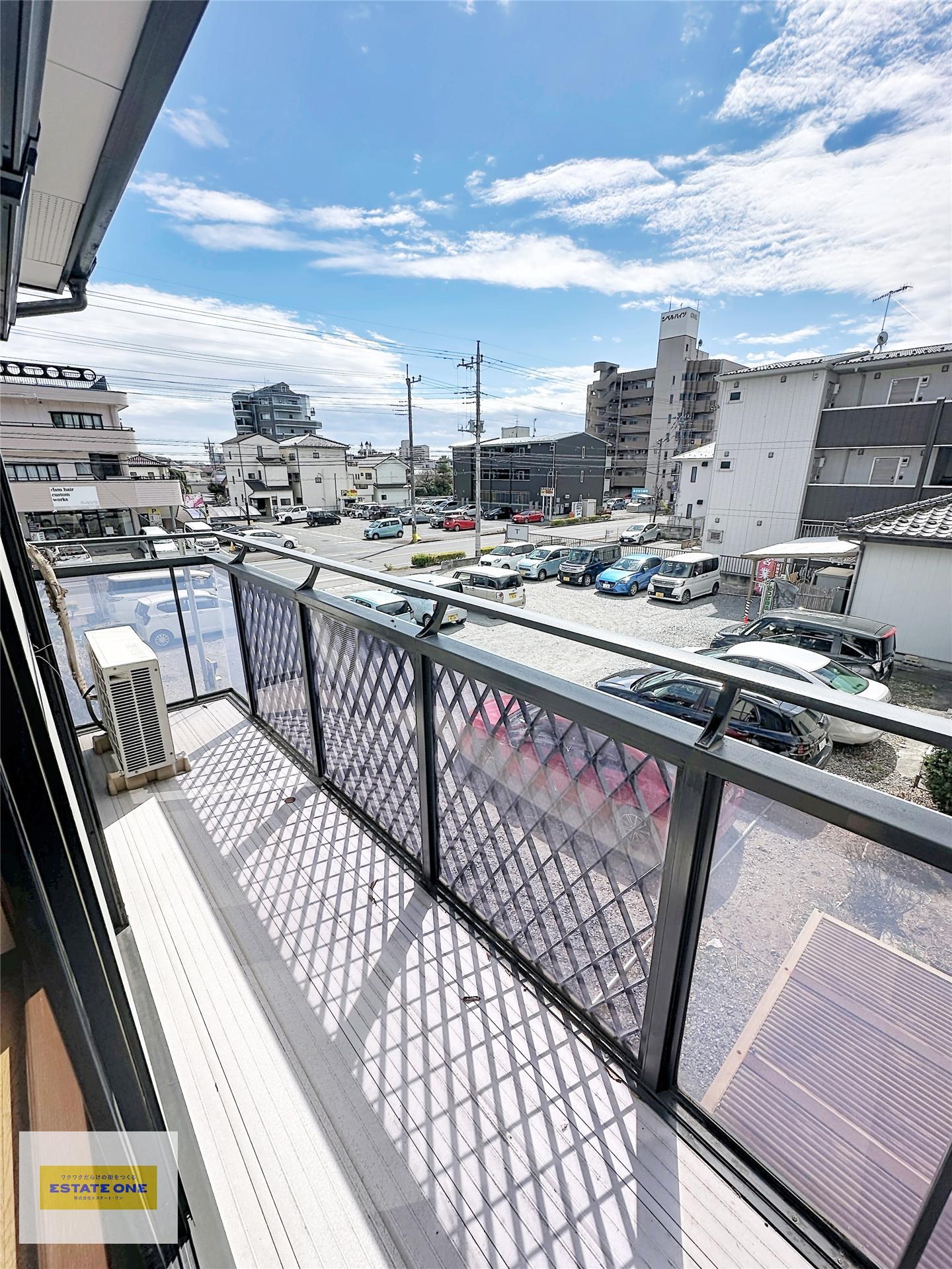 バルコニー　屋根付きのバルコニー☆