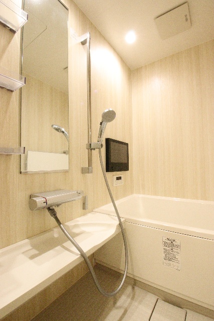 バス・シャワールーム　※別室の参考写真の為、現況優先です。