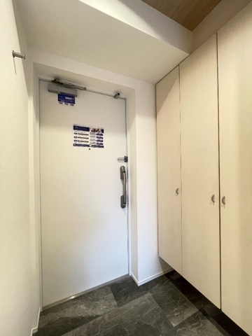 玄関　玄関※別部屋参考写真