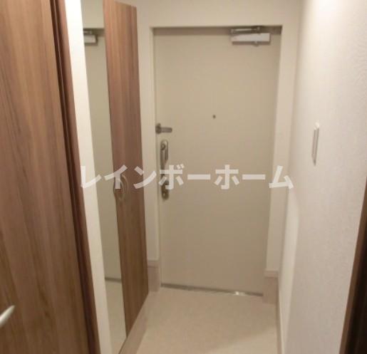 玄関　落ち着いた玄関です