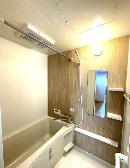 バス・シャワールーム　一日の疲れを癒しましょう。