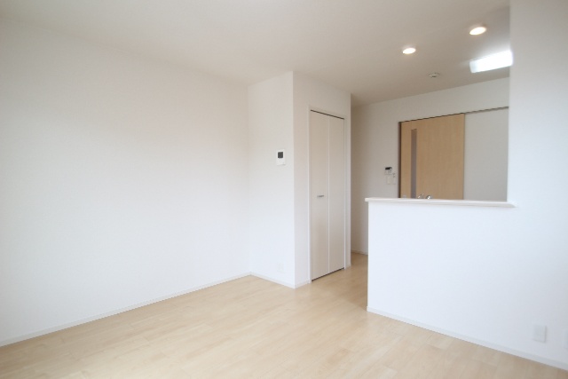 居室・リビング　※別室の参考写真の為、現況優先です。