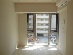 居室・リビング　エントランス